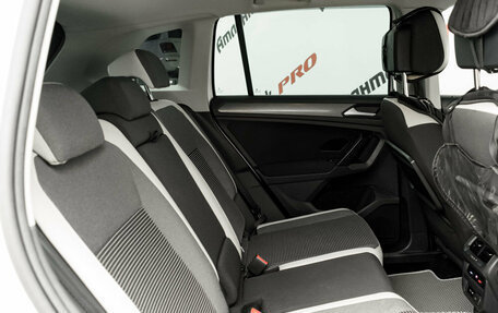 Volkswagen Tiguan II, 2020 год, 3 090 000 рублей, 25 фотография