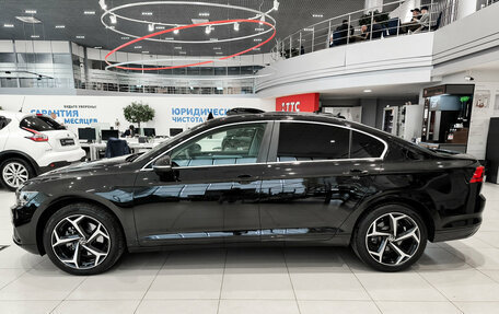 Volkswagen Passat B8 рестайлинг, 2021 год, 2 290 000 рублей, 12 фотография