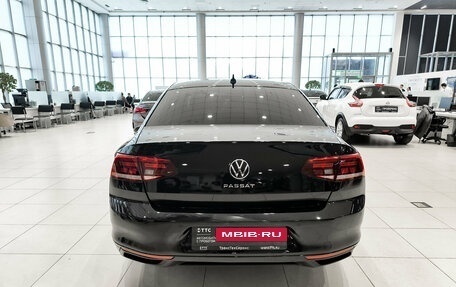 Volkswagen Passat B8 рестайлинг, 2021 год, 2 290 000 рублей, 10 фотография