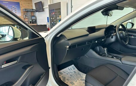Mazda 3, 2019 год, 1 849 999 рублей, 11 фотография