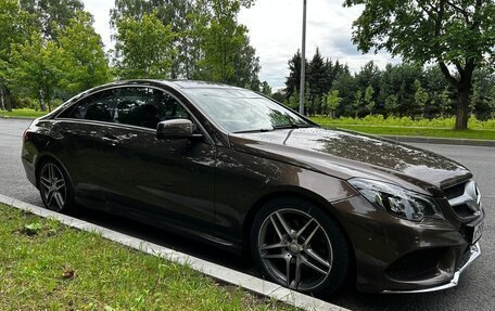 Mercedes-Benz E-Класс, 2014 год, 2 490 000 рублей, 2 фотография