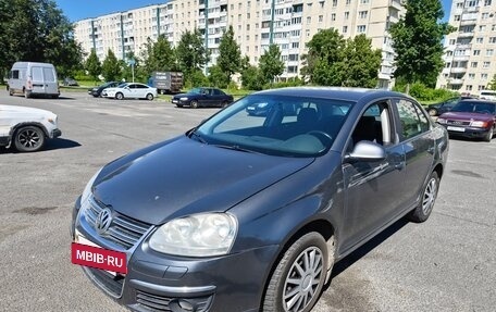 Volkswagen Jetta VI, 2008 год, 270 000 рублей, 2 фотография