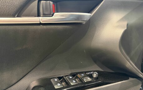 Toyota Camry, 2020 год, 2 279 000 рублей, 17 фотография