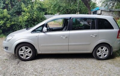 Opel Zafira B, 2011 год, 800 000 рублей, 1 фотография