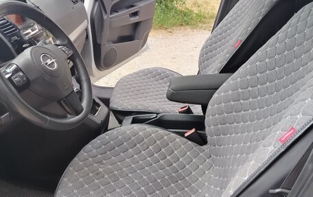 Opel Zafira B, 2011 год, 800 000 рублей, 5 фотография