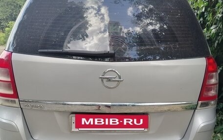 Opel Zafira B, 2011 год, 800 000 рублей, 11 фотография