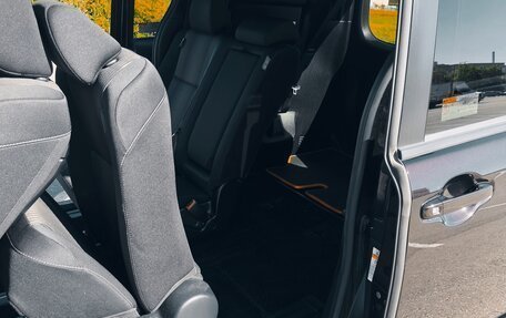 Toyota Voxy III, 2019 год, 3 050 000 рублей, 22 фотография