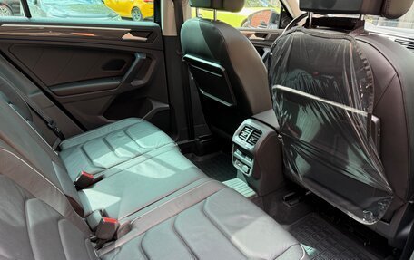 Volkswagen Tiguan II, 2019 год, 4 300 000 рублей, 9 фотография
