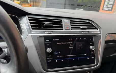 Volkswagen Tiguan II, 2019 год, 4 300 000 рублей, 16 фотография
