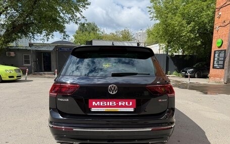 Volkswagen Tiguan II, 2019 год, 4 300 000 рублей, 4 фотография