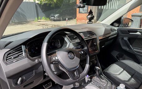 Volkswagen Tiguan II, 2019 год, 4 300 000 рублей, 19 фотография