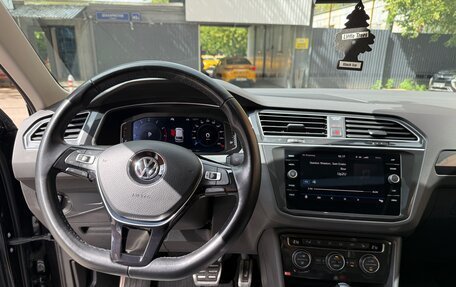 Volkswagen Tiguan II, 2019 год, 4 300 000 рублей, 20 фотография