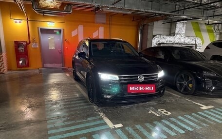 Volkswagen Tiguan II, 2019 год, 4 300 000 рублей, 29 фотография