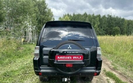 Mitsubishi Pajero IV, 2011 год, 1 500 000 рублей, 5 фотография