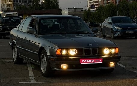 BMW 5 серия, 1988 год, 450 000 рублей, 11 фотография