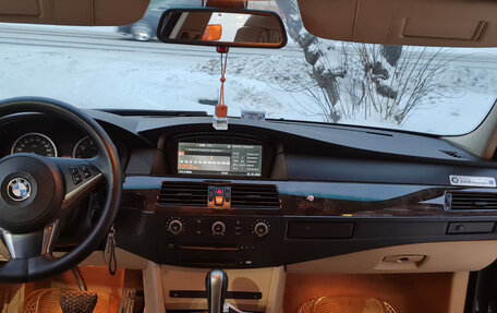 BMW 5 серия, 2004 год, 1 150 000 рублей, 9 фотография
