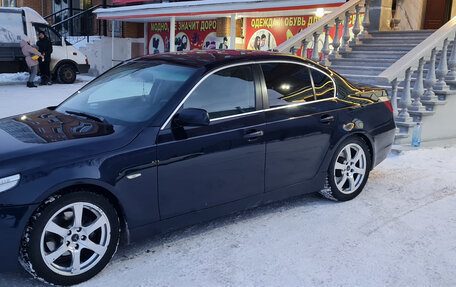 BMW 5 серия, 2004 год, 1 150 000 рублей, 13 фотография