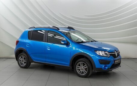 Renault Sandero II рестайлинг, 2015 год, 1 048 000 рублей, 1 фотография