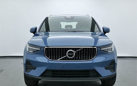 Volvo XC40 I, 2023 год, 3 033 072 рублей, 2 фотография