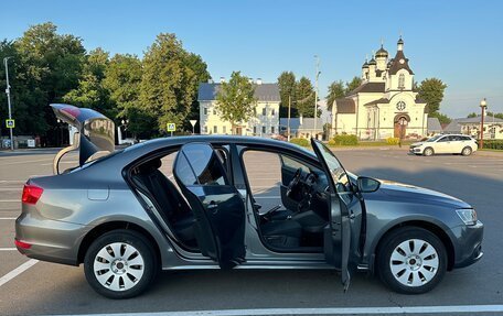 Volkswagen Jetta VI, 2012 год, 895 000 рублей, 11 фотография