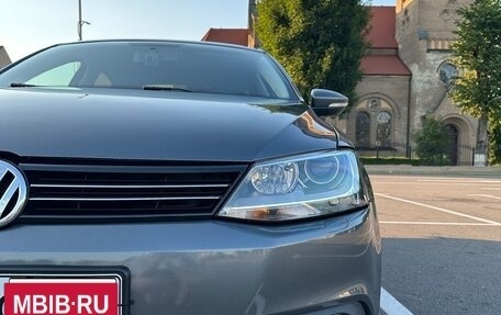 Volkswagen Jetta VI, 2012 год, 895 000 рублей, 9 фотография