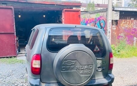 Chevrolet Niva I рестайлинг, 2006 год, 390 000 рублей, 4 фотография