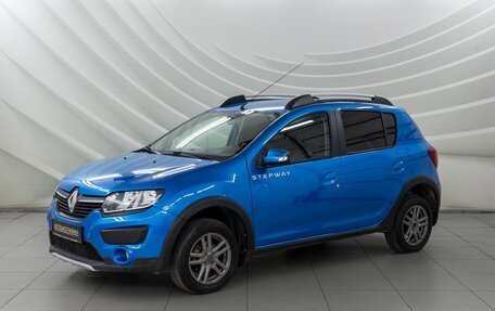 Renault Sandero II рестайлинг, 2015 год, 1 048 000 рублей, 3 фотография