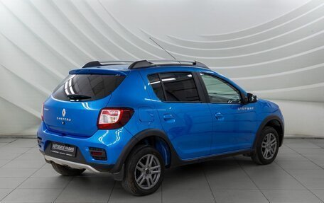 Renault Sandero II рестайлинг, 2015 год, 1 048 000 рублей, 7 фотография