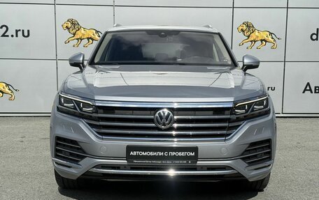 Volkswagen Touareg III, 2020 год, 5 300 000 рублей, 2 фотография