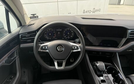 Volkswagen Touareg III, 2020 год, 5 300 000 рублей, 15 фотография