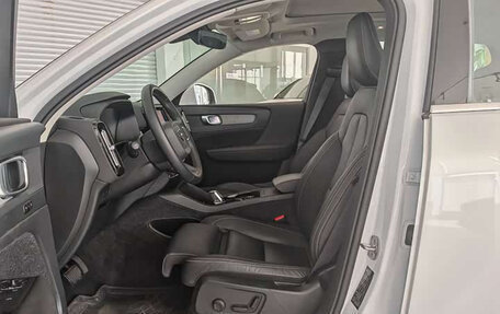 Volvo XC40 I, 2024 год, 3 955 998 рублей, 12 фотография