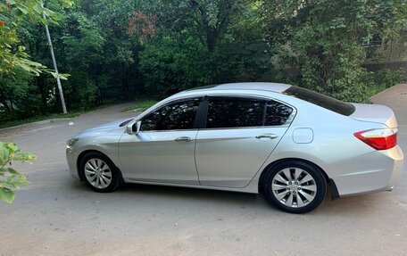 Honda Accord IX рестайлинг, 2013 год, 1 800 000 рублей, 6 фотография