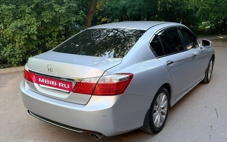 Honda Accord IX рестайлинг, 2013 год, 1 800 000 рублей, 8 фотография