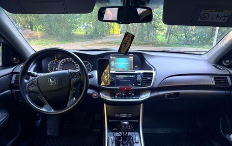 Honda Accord IX рестайлинг, 2013 год, 1 800 000 рублей, 15 фотография
