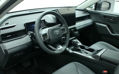 Toyota RAV4, 2026 год, 4 295 000 рублей, 17 фотография