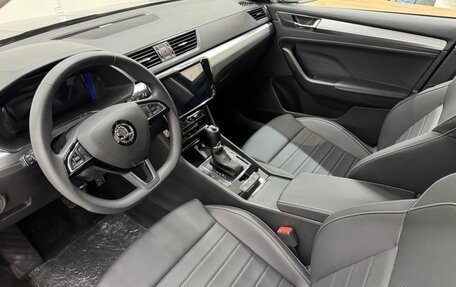 Skoda Superb III рестайлинг, 2025 год, 3 500 000 рублей, 8 фотография