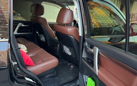 Toyota Land Cruiser 200, 2016 год, 7 100 000 рублей, 10 фотография