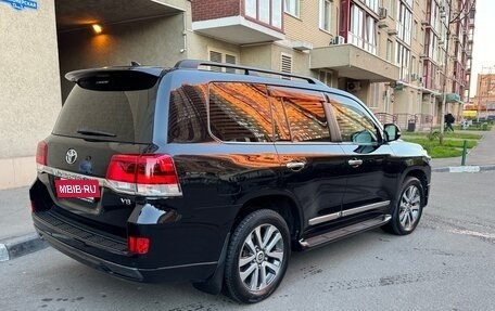 Toyota Land Cruiser 200, 2016 год, 7 100 000 рублей, 5 фотография