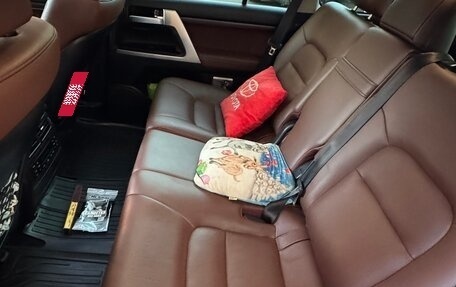 Toyota Land Cruiser 200, 2016 год, 7 100 000 рублей, 15 фотография