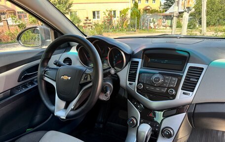 Chevrolet Cruze II, 2011 год, 435 000 рублей, 9 фотография