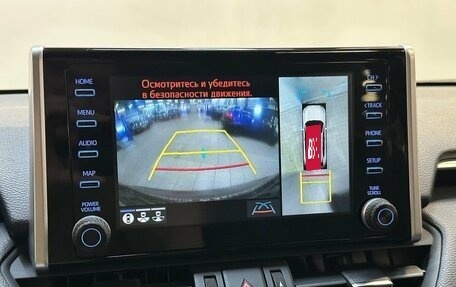 Toyota RAV4, 2021 год, 3 950 000 рублей, 9 фотография