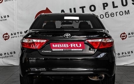 Toyota Camry, 2015 год, 1 820 000 рублей, 4 фотография
