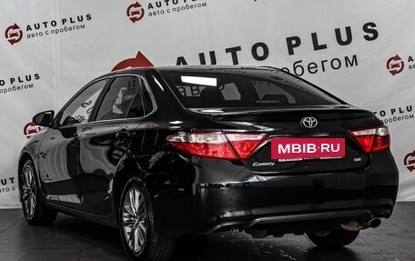 Toyota Camry, 2015 год, 1 820 000 рублей, 2 фотография