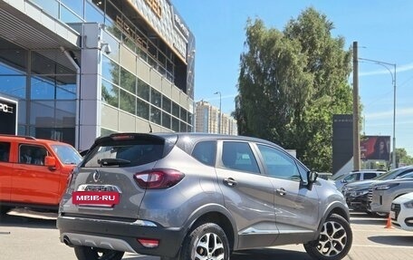 Renault Kaptur I рестайлинг, 2019 год, 1 199 000 рублей, 6 фотография