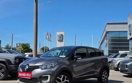 Renault Kaptur I рестайлинг, 2019 год, 1 199 000 рублей, 3 фотография