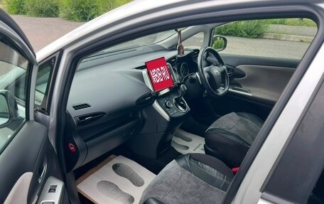 Toyota Wish II, 2009 год, 1 249 000 рублей, 10 фотография