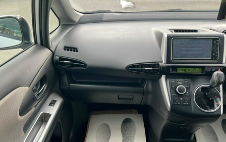 Toyota Wish II, 2009 год, 1 249 000 рублей, 20 фотография