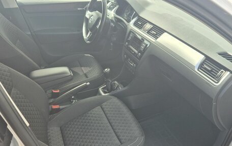 Skoda Rapid I, 2016 год, 950 000 рублей, 9 фотография