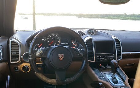 Porsche Cayenne III, 2011 год, 2 640 000 рублей, 33 фотография