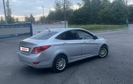 Hyundai Solaris II рестайлинг, 2012 год, 630 000 рублей, 4 фотография